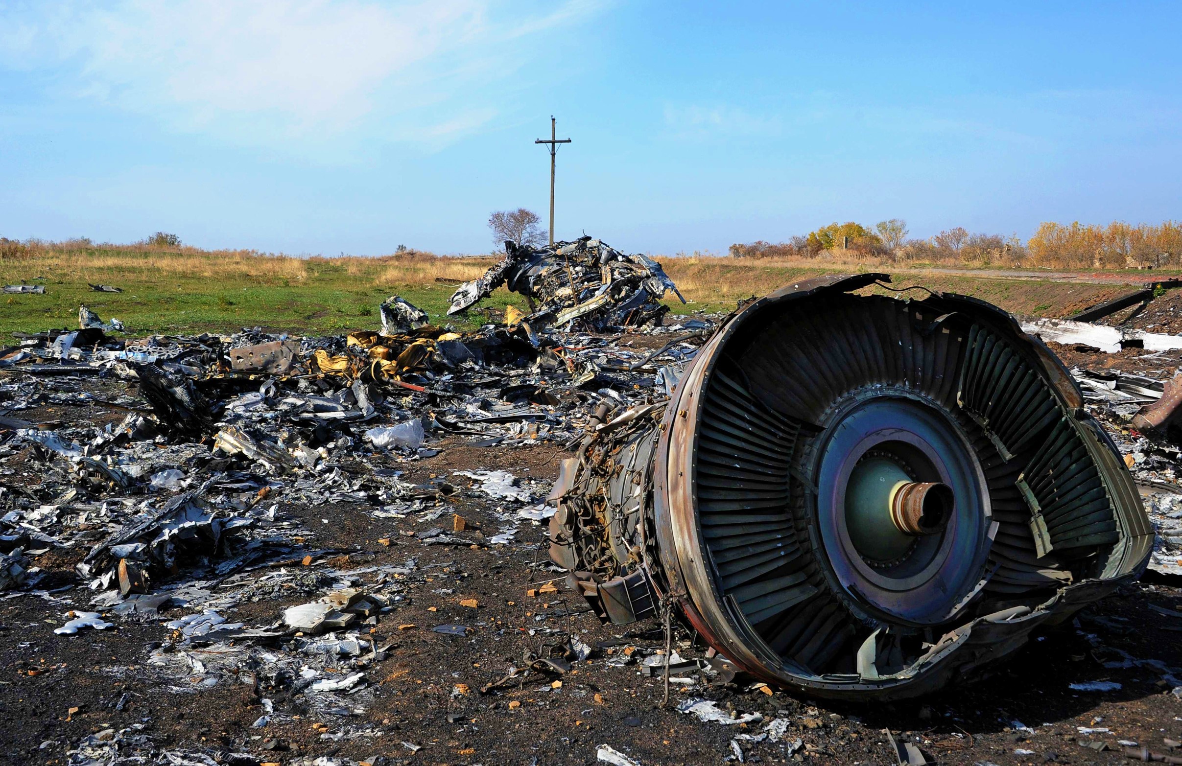 Malaysia  Airlines  Flight  MH17  -  Australian  and  Dutch  governments  go  to  ICAO  with  legal  case  against  Russia  for  alleged  role  in  downing it !